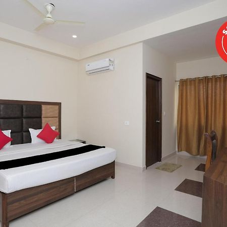Hotel Capital O 37423 Golden Leaf Dehradun Exterior foto