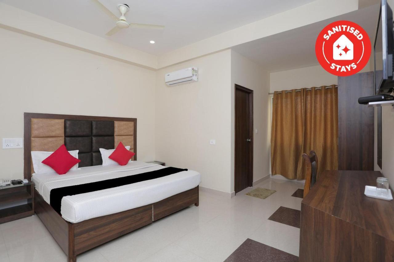 Hotel Capital O 37423 Golden Leaf Dehradun Exterior foto
